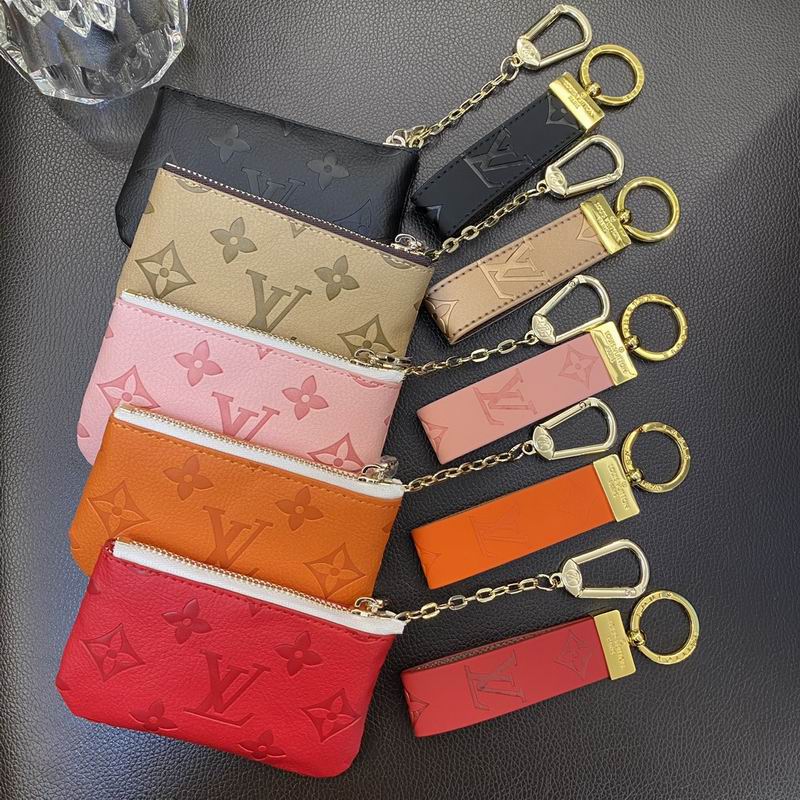 LV suits 22